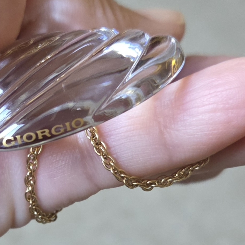 Giorgio Baccarat Vintage Clear Crystal Ribbed Heart Pendant w/Gold Tone Necklace - Picture 5 of 10